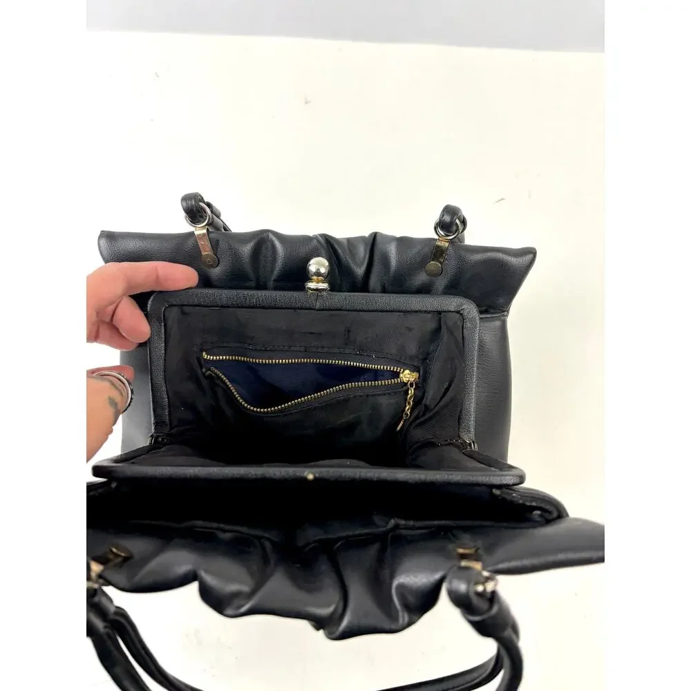 Vintage 1950s 60s‎ Black Gathered Leather Top Handle Purse Clasp Closure